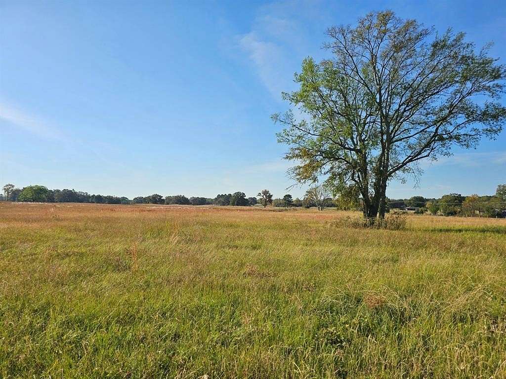 3.35 Acres of Residential Land for Sale in Mount Pleasant, Texas