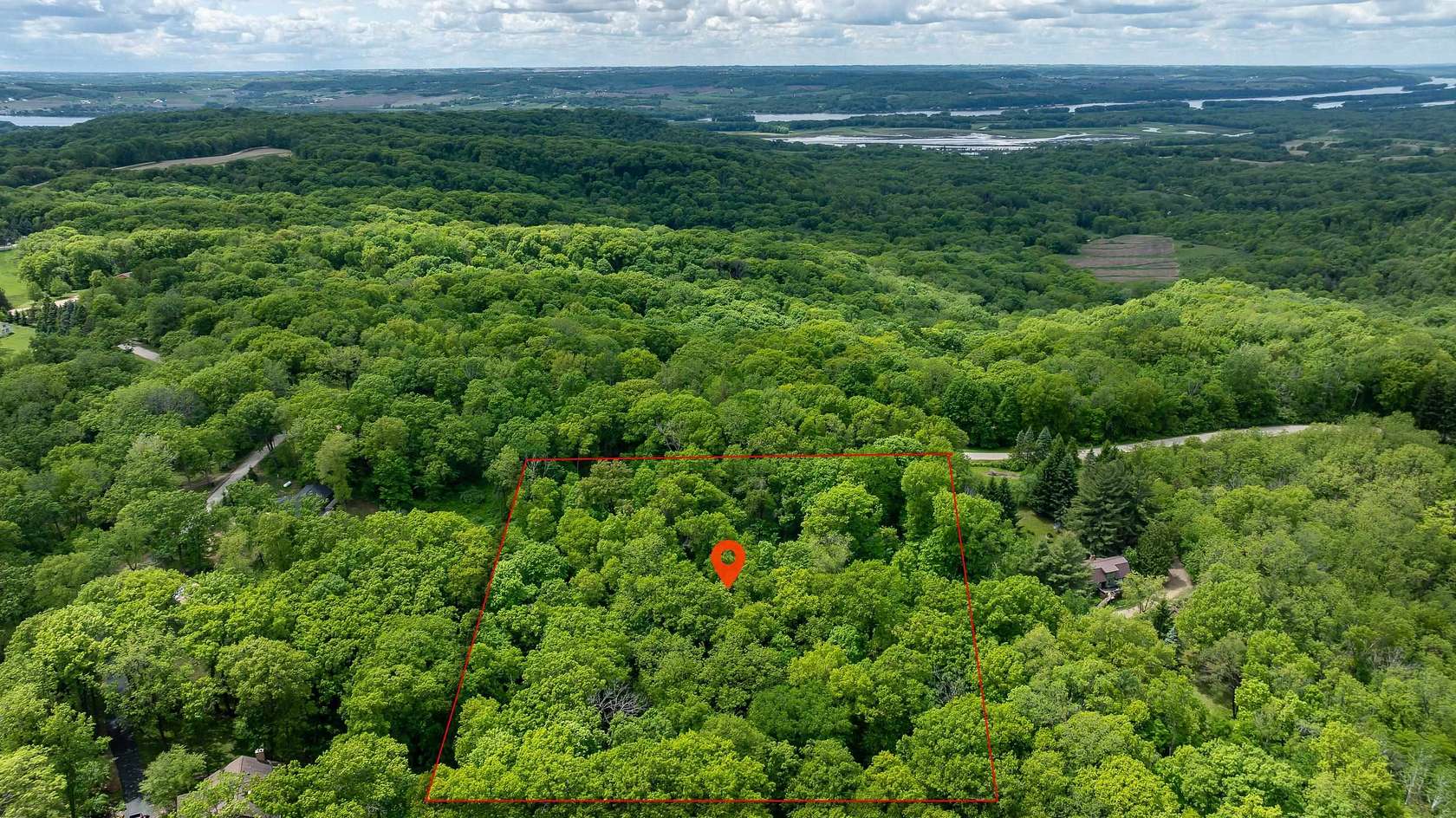 1 Acre of Residential Land for Sale in Galena, Illinois