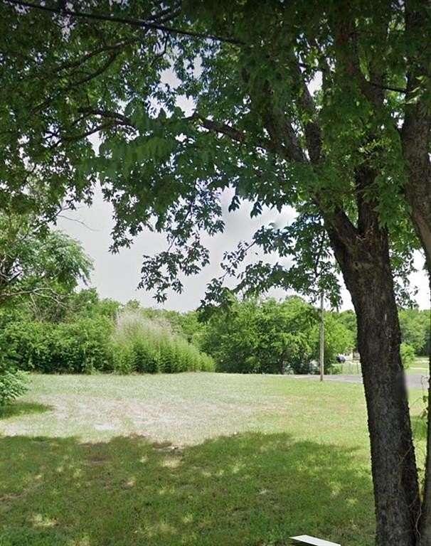 0.15 Acres of Residential Land for Sale in Greenville, Texas