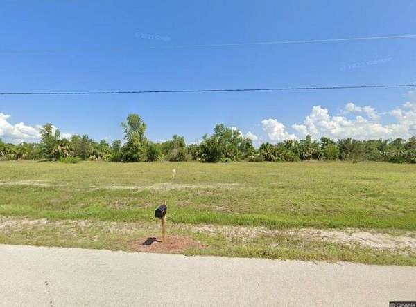 0.23 Acres of Residential Land for Sale in Cape Coral, Florida