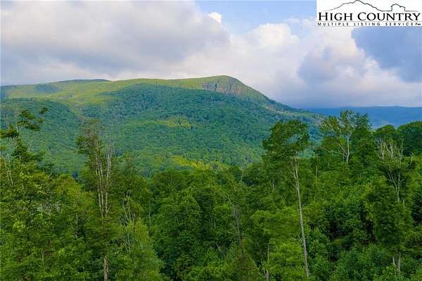 13.1 Acres of Recreational Land for Sale in West Jefferson, North Carolina