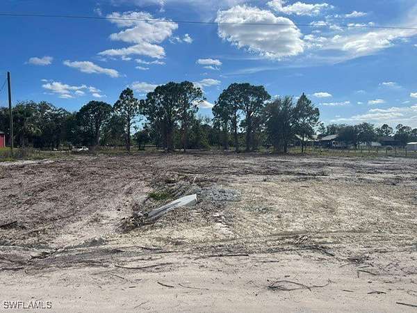 1.25 Acres of Residential Land for Sale in LaBelle, Florida