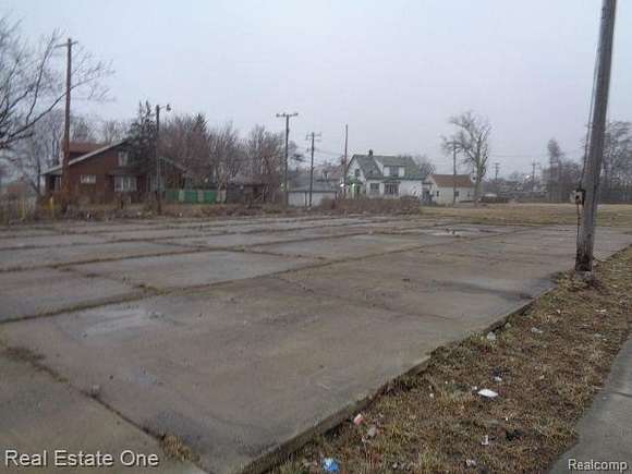 0.24 Acres of Commercial Land for Sale in Detroit, Michigan