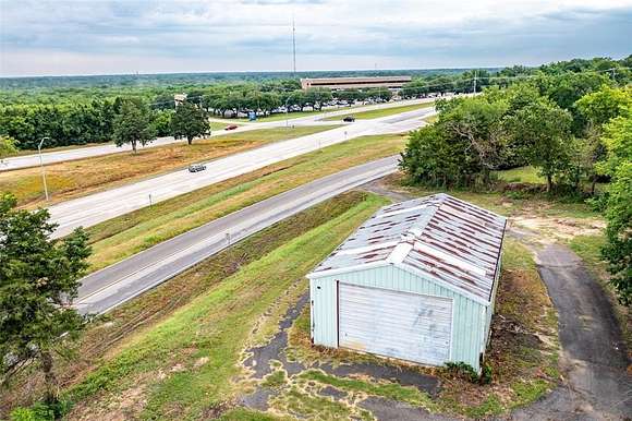 1.01 Acres of Commercial Land for Sale in Kaufman, Texas