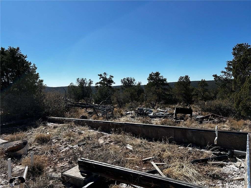 40 Acres of Land for Sale in Peach Springs, Arizona