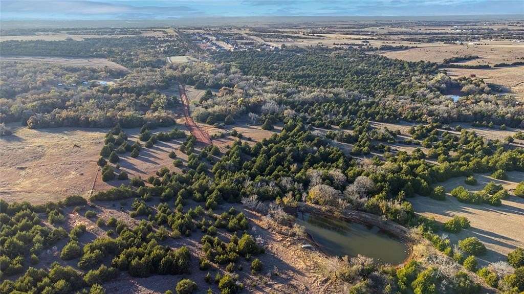 2.51 Acres of Residential Land for Sale in Guthrie, Oklahoma