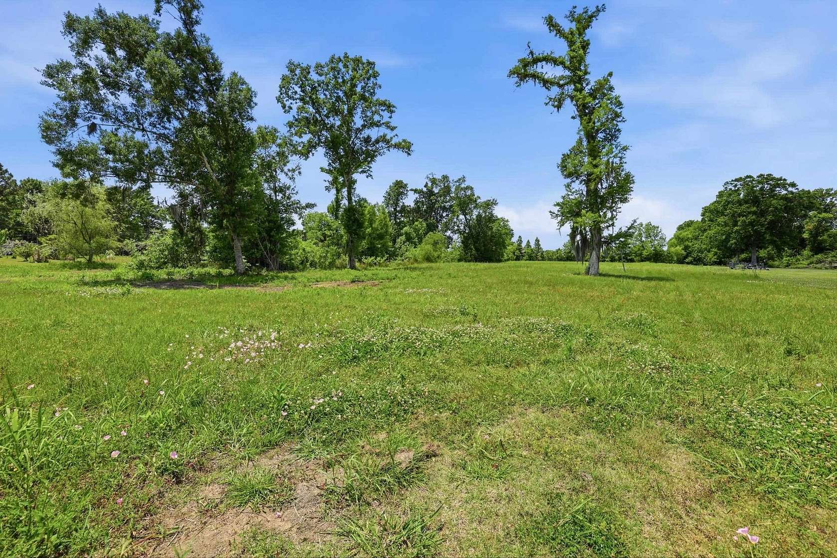 2 Acres of Residential Land for Sale in Thibodaux, Louisiana