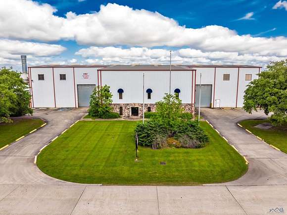 4.5 Acres of Improved Commercial Land for Sale in Houma, Louisiana