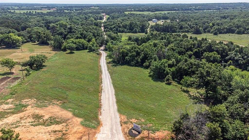 2 Acres of Residential Land for Sale in Guthrie, Oklahoma