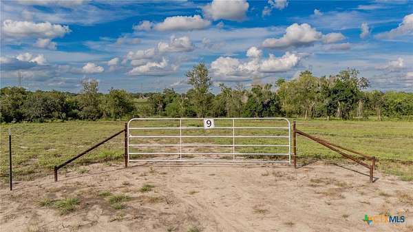 5.2 Acres of Land for Sale in Victoria, Texas