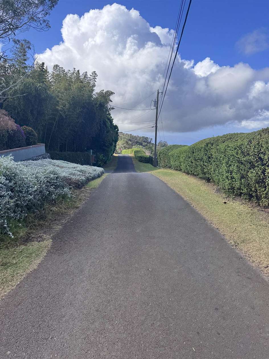 1 Acre of Land for Sale in Kula, Hawaii