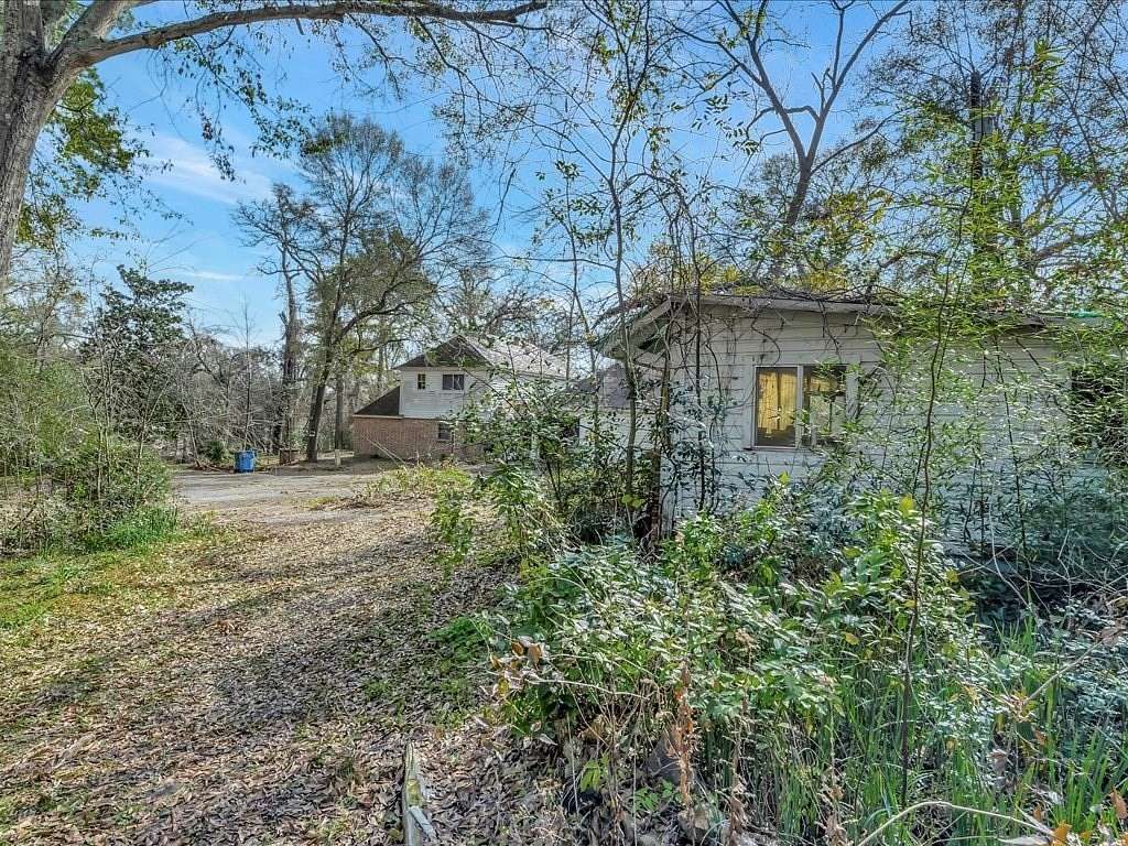 9.58 Acres of Commercial Land for Sale in Lufkin, Texas