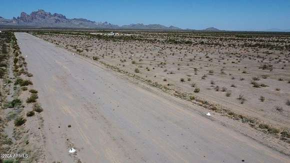 5 Acres of Land for Sale in Tonopah, Arizona