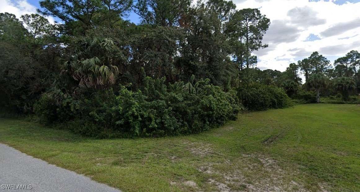 0.25 Acres of Residential Land for Sale in Lehigh Acres, Florida
