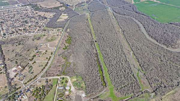 164 Acres of Land for Sale in Seagoville, Texas