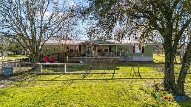 4.82 Acres of Residential Land with Home for Sale in Victoria, Texas