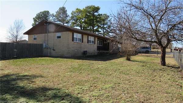 2 Acres of Improved Mixed-Use Land for Sale in Springdale, Arkansas