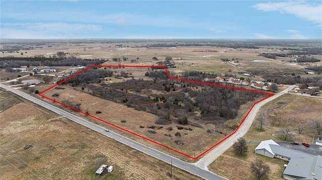25.6 Acres of Mixed-Use Land for Sale in Nowata, Oklahoma