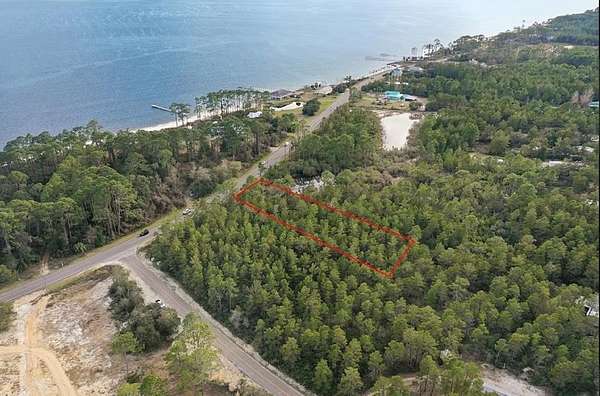 1 Acre of Residential Land for Sale in Carrabelle, Florida