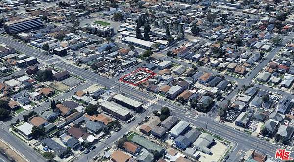 0.23 Acres of Mixed-Use Land for Sale in Los Angeles, California