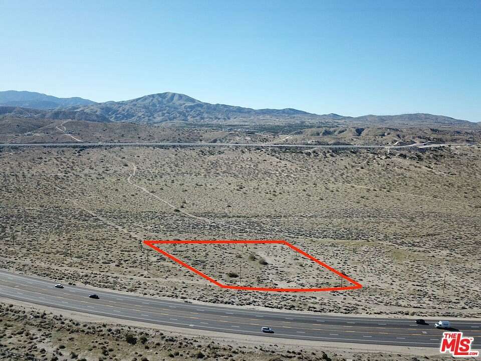 3 Acres of Land for Sale in Palmdale, California