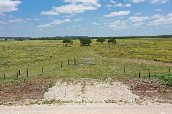 10 Acres of Land for Sale in Bradshaw, Texas