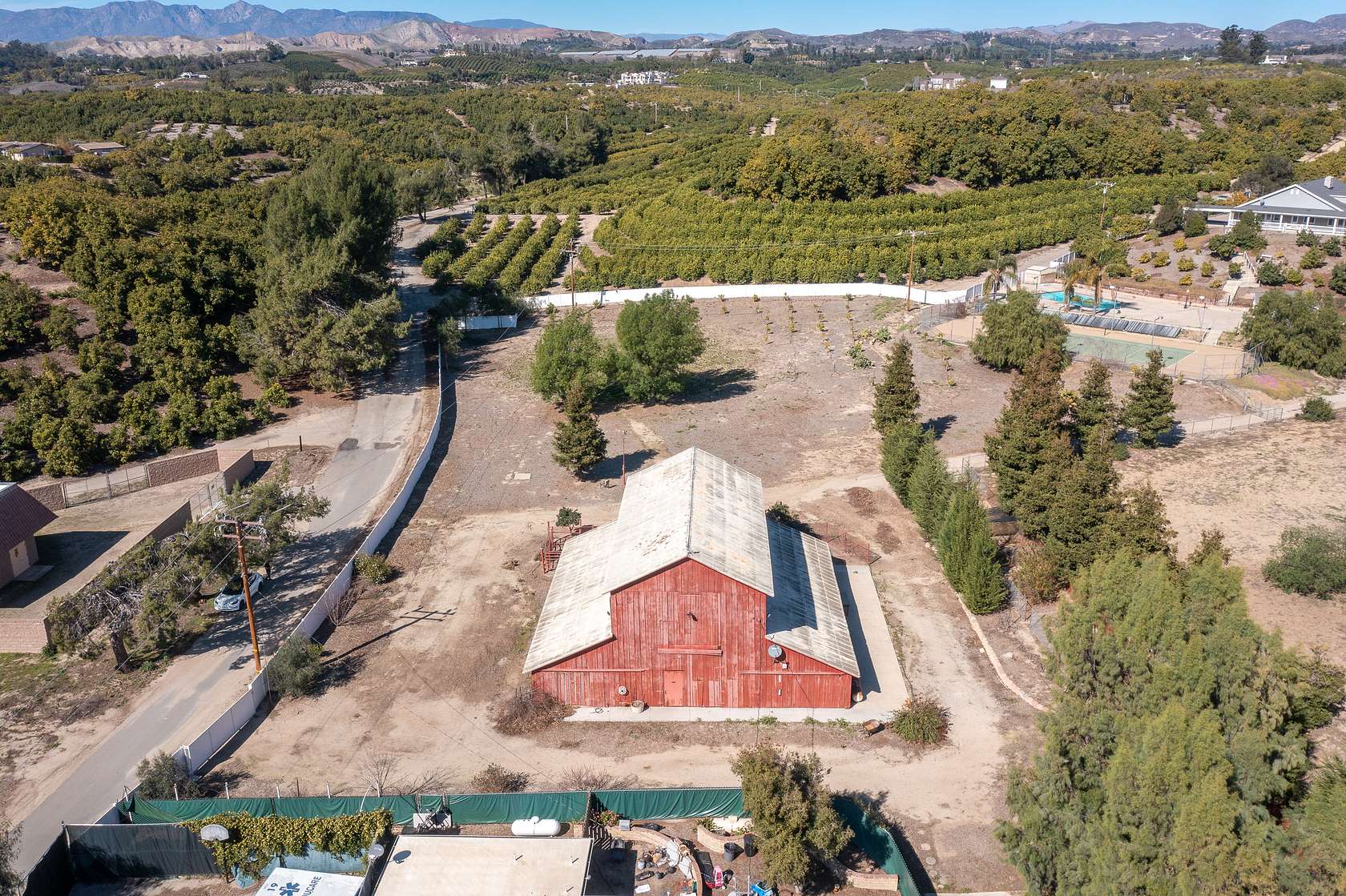 2.25 Acres of Agricultural Land for Lease in Moorpark, California