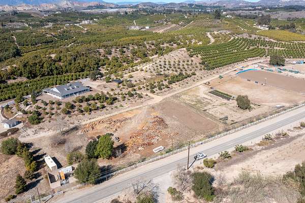 1 Acre of Agricultural Land for Lease in Moorpark, California