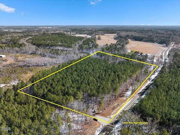 10 Acres of Land for Sale in Macon, North Carolina