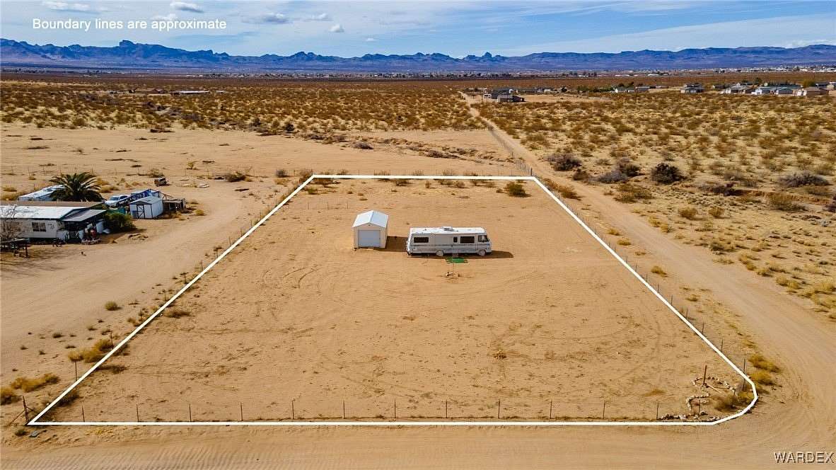 1 Acre of Land for Sale in Golden Valley, Arizona