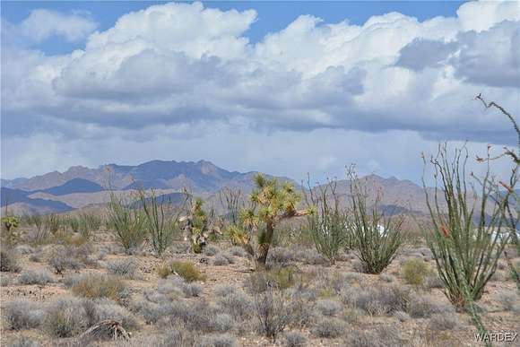 2.35 Acres of Residential Land for Sale in Yucca, Arizona