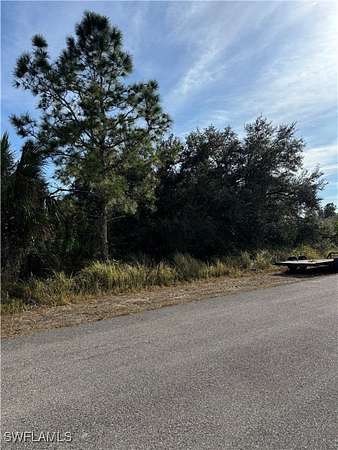 0.25 Acres of Residential Land for Sale in Lehigh Acres, Florida