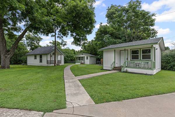3 Acres of Land with Home for Sale in Granbury, Texas