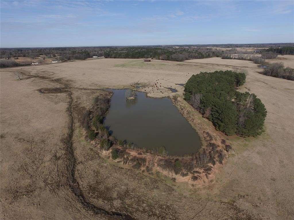 180 Acres of Recreational Land & Farm for Sale in Daingerfield, Texas