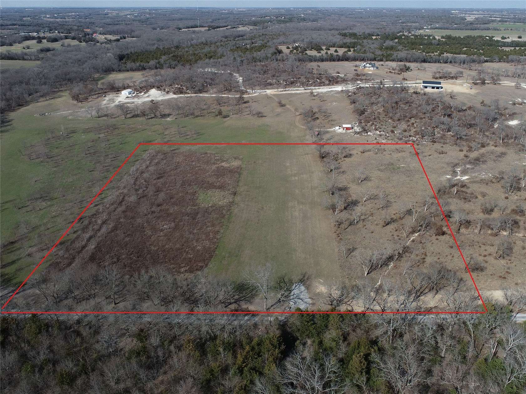 11.5 Acres of Land for Sale in Whitewright, Texas