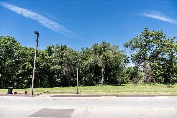 0.16 Acres of Commercial Land for Sale in Dallas, Texas