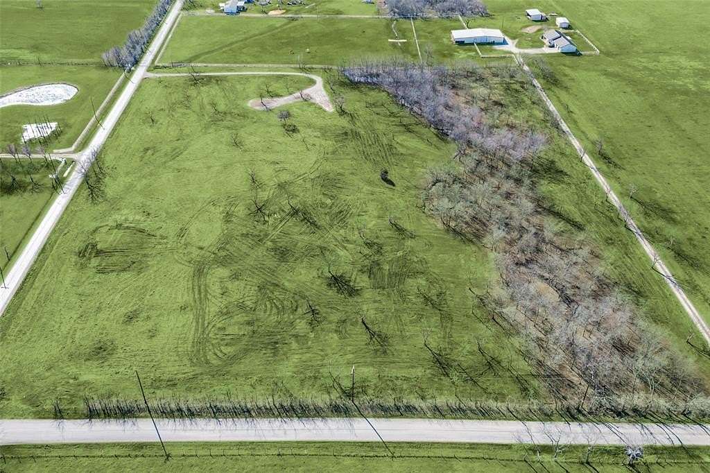 2.8 Acres of Residential Land for Sale in Tioga, Texas