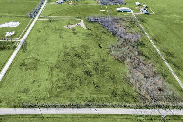 2.8 Acres of Residential Land for Sale in Tioga, Texas