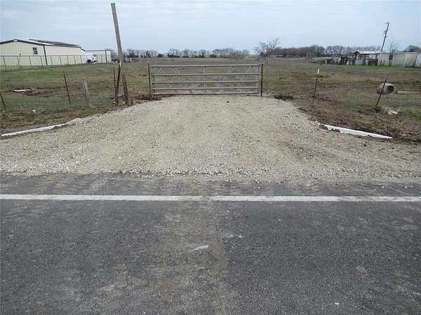 5 Acres of Land for Sale in Caddo Mills, Texas