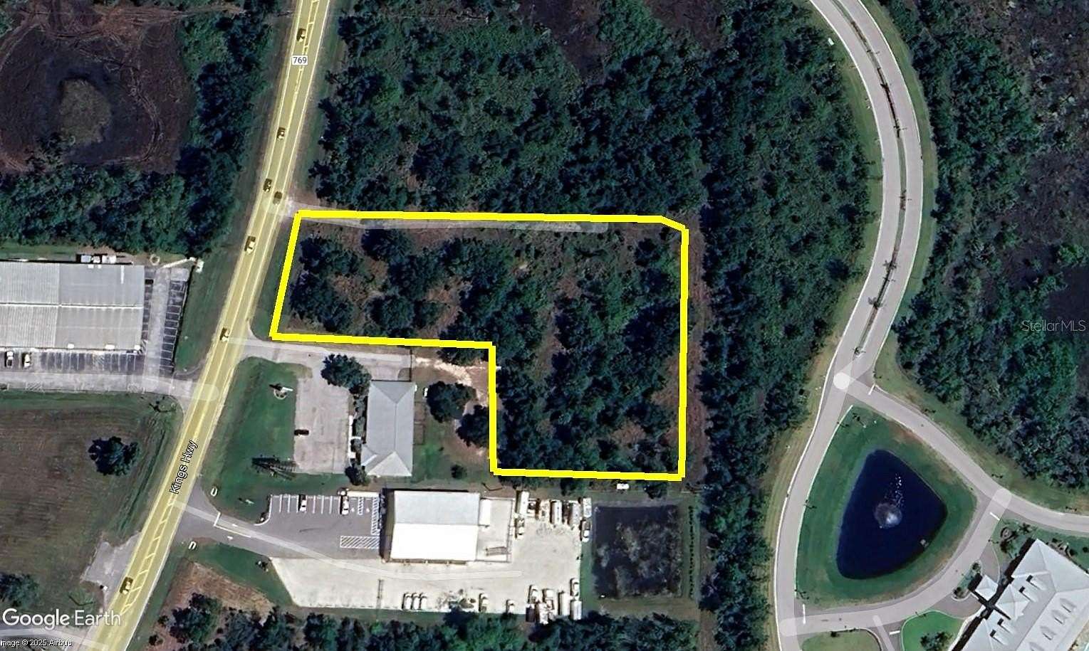 2.48 Acres of Commercial Land for Sale in Lake Suzy, Florida