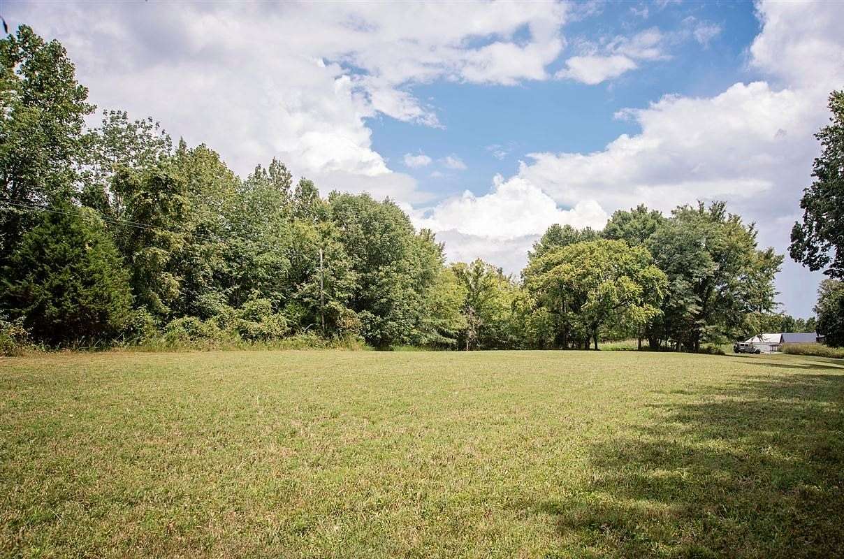 5.52 Acres of Residential Land for Sale in Lucas, Kentucky