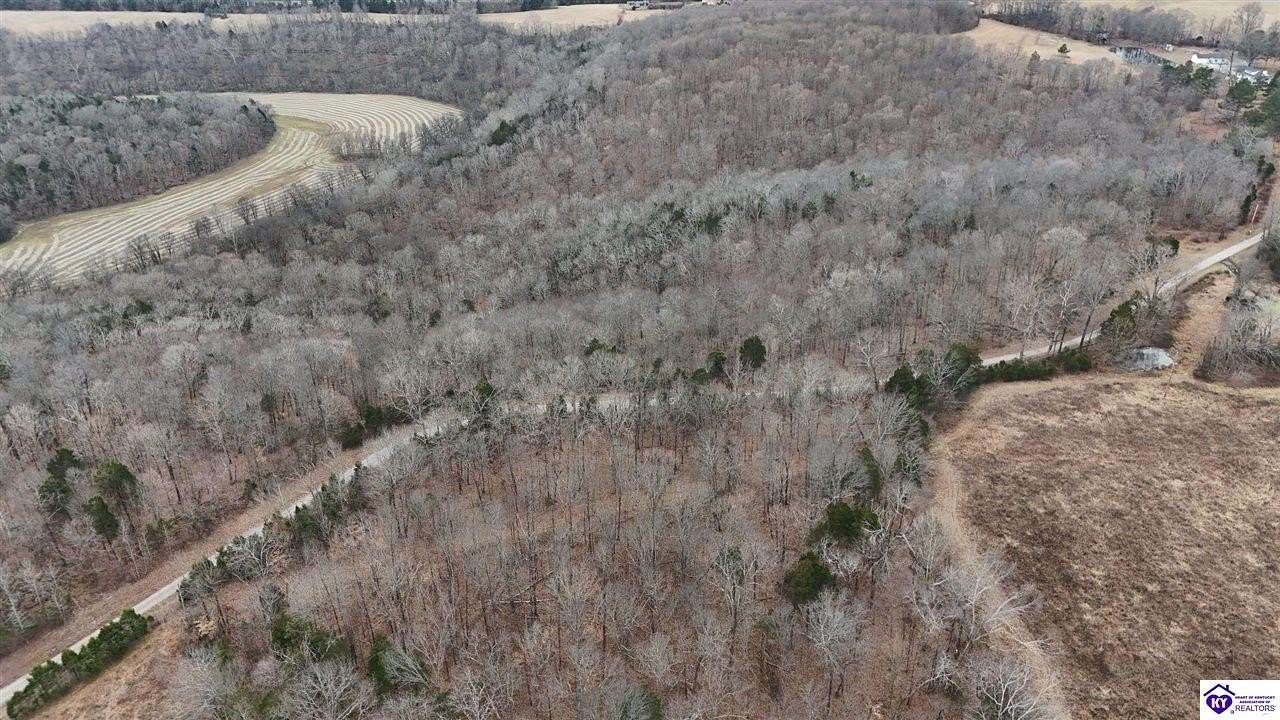 20.9 Acres of Recreational Land for Sale in Bowling Green, Kentucky