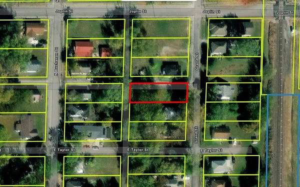 0.17 Acres of Residential Land for Sale in Benton, Illinois
