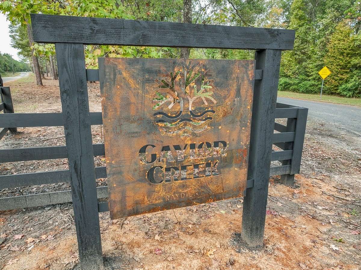 5 Acres of Residential Land for Sale in Moss Hill, Texas