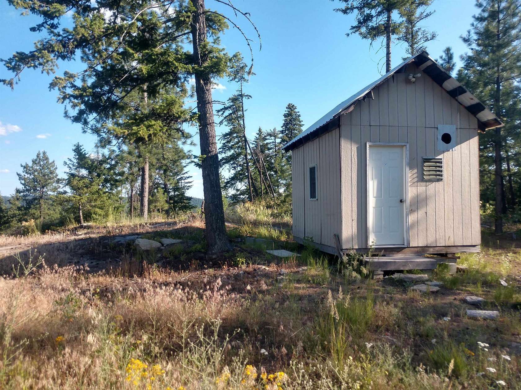 10.1 Acres of Recreational Land for Sale in Newport, Washington