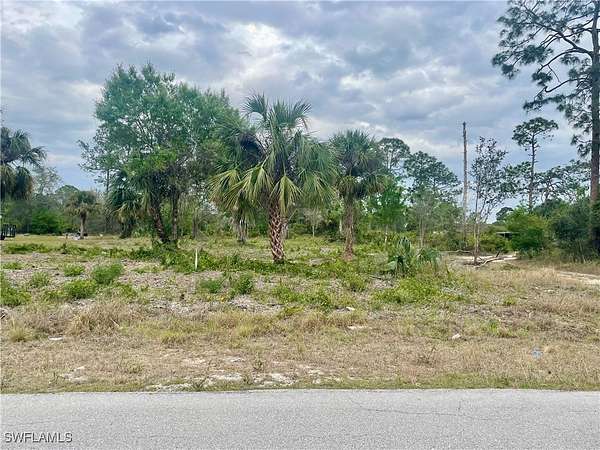 0.5 Acres of Land for Sale in Lehigh Acres, Florida