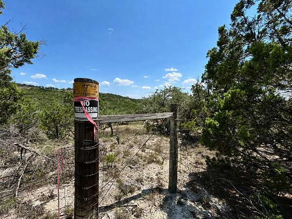6 Acres of Land for Sale in Kendalia, Texas