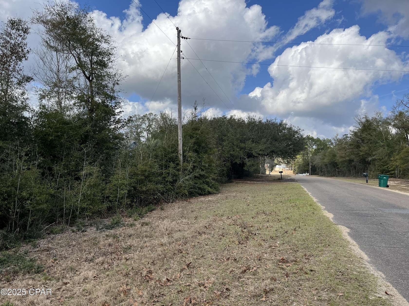 1.2 Acres of Residential Land for Sale in Alford, Florida