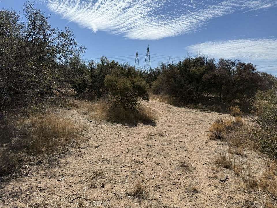 8.87 Acres of Residential Land for Sale in Phelan, California