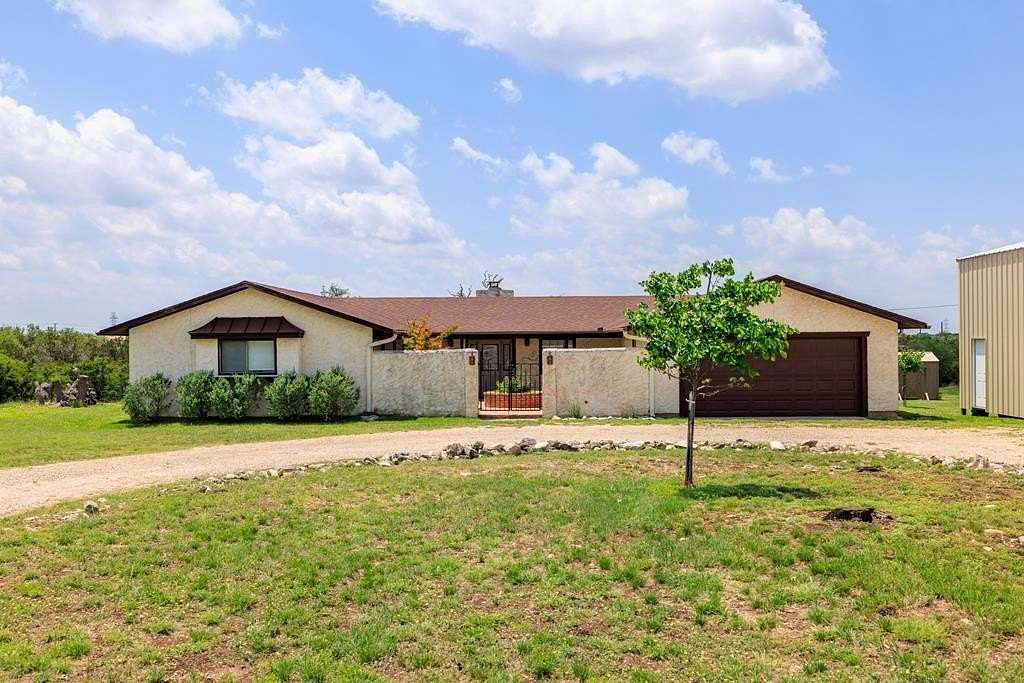 5.44 Acres of Land with Home for Sale in Mountain Home, Texas